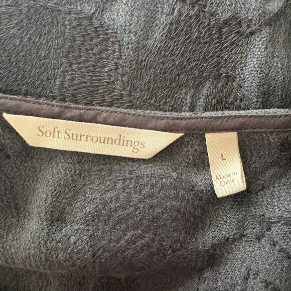 Soft‎ Surroundings Cecile Floral Embroidered Tunic Top Charcoal Gray Size Large - Picture 3 of 4